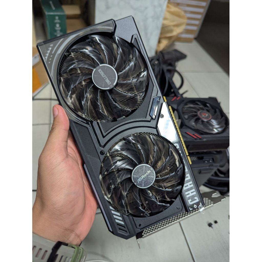 intel arc b570 10gb ใช้งานอาทิตย์เดียว