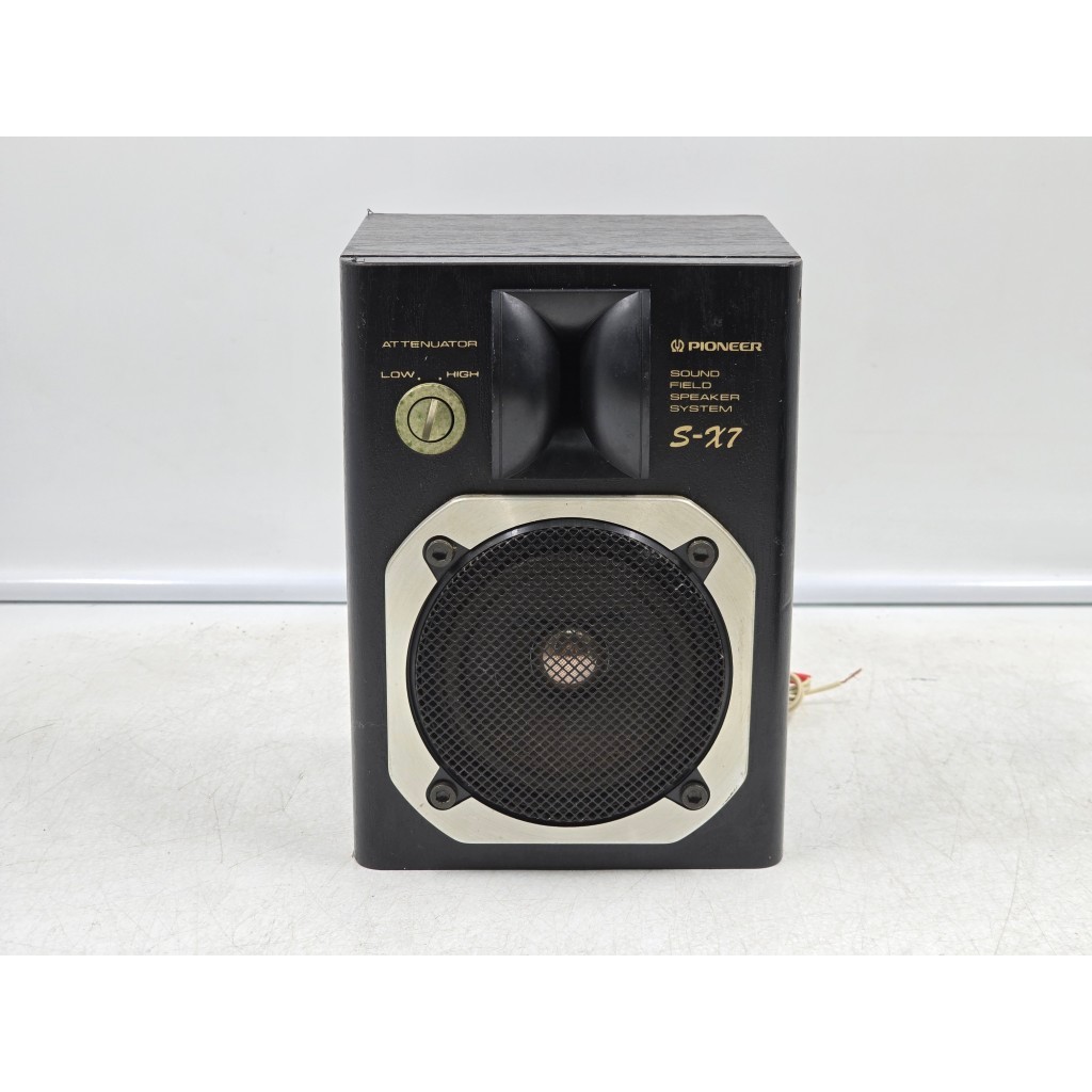 BE69 ลำโพงญี่ปุ่นมือสอง 1 ข้าง (168) PIONEER S-X7 30W 16 โอห์ม Woofer 3 นิ้ว Size ตู้ 13.5x11.5x19CM