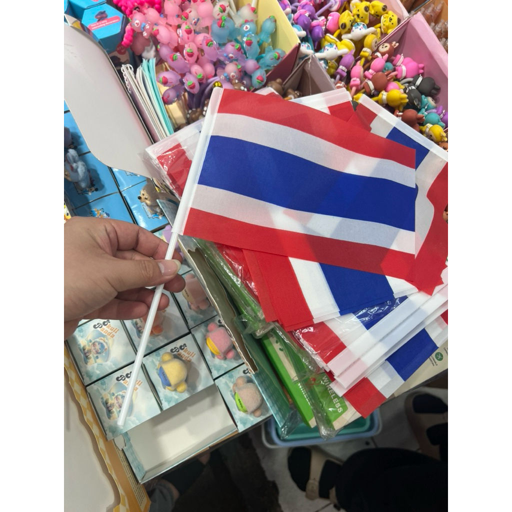 ธงไทย ชุดธงโบกไทย ชุดธงถือ พร้อมส่งในไทย