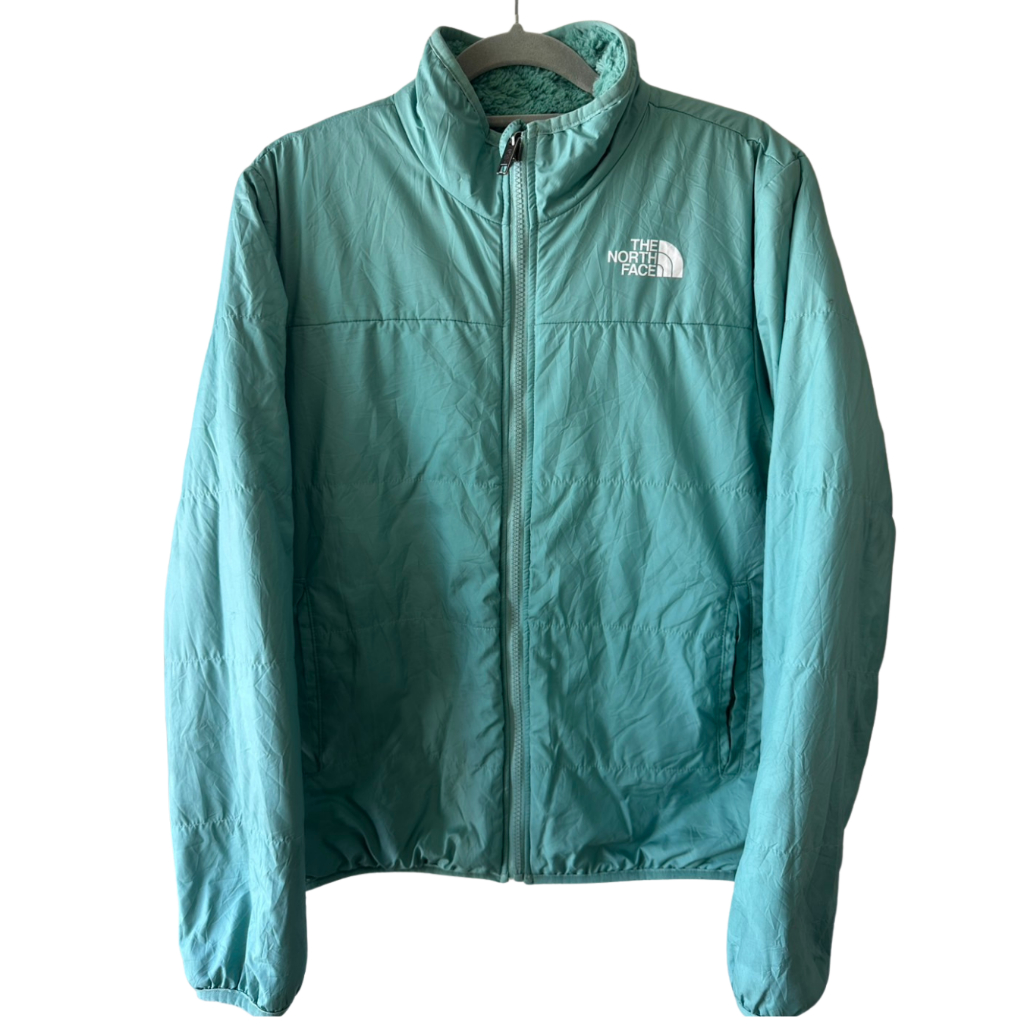 เสื้อกันหนาว the north face แท้!! มือสอง Light down ใส่ 2 ด้าน อก 40 ยาว 24 ไม่มีตำหนิ