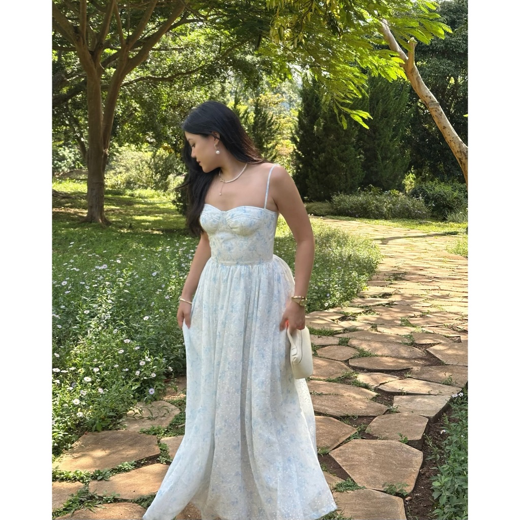 [Pre-Order] RAVii - Celeste Bust Cup Maxi Dress