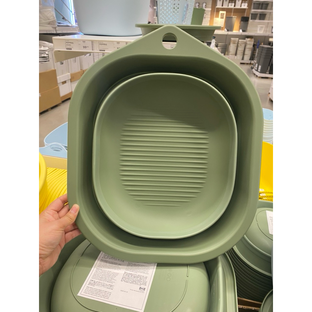 IKEA อ่างซักผ้าพับได้  กะละมังพับได้  IKEA PEPPRIG เขียว, 10ลิตร แข็งแรง ใส่น้ำได้เยอะไม่ยวบ มีช่องสำหรับแขวนจัดเก็บง่าย