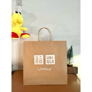 ถุงกระดาษแบรนด์ Uniqlo🛍️🧸
