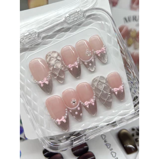 เล็บปลอมสีเจลแท้100% ✨ฟรีอุปกรณ์ติดเล็บครบชุด✨