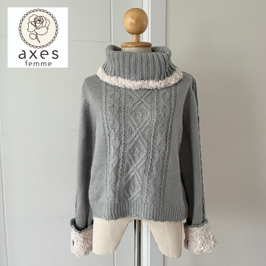 [มือสอง] Axes Femme เสื้อกันหนาว ไหมพรม