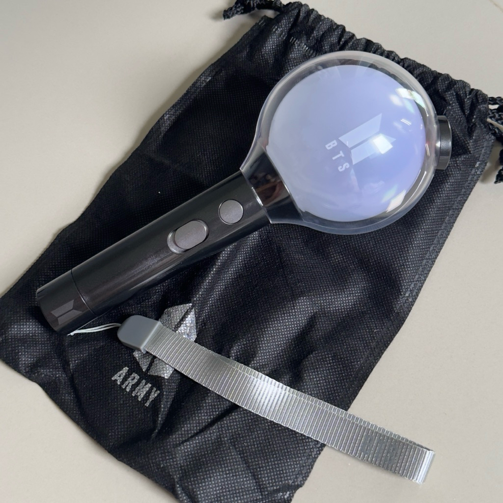 แท่งไฟ วงBTS เชื่อมบลูทูธเปลี่ยนสีได้ NEW แท้❗️