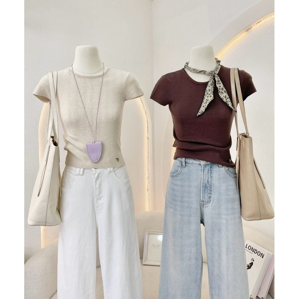 WA YA เสื้อไหมพรมเข้ารูปคอกลม