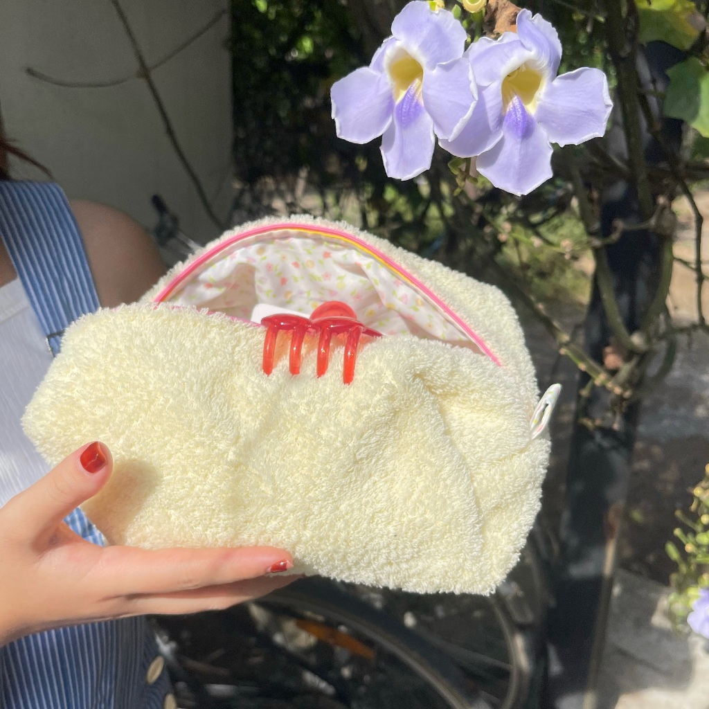 fluffy pouch bag 35 - miss.girls กระเป๋าเครื่องสำอาง กระเป๋าใส่ของจุกจิก