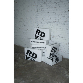 RUNDOWNYOUTH GIFT BOX