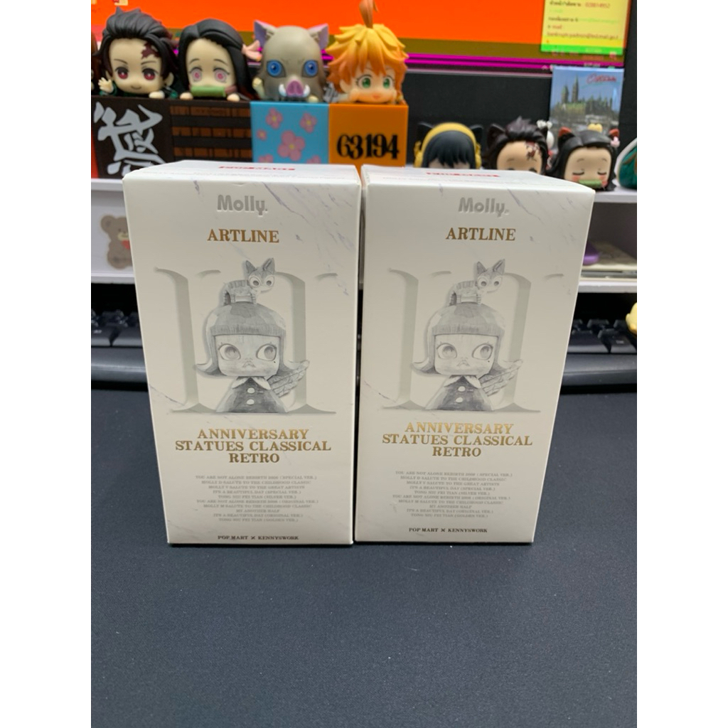 MOLLY Anniversary Statues Classical Retro