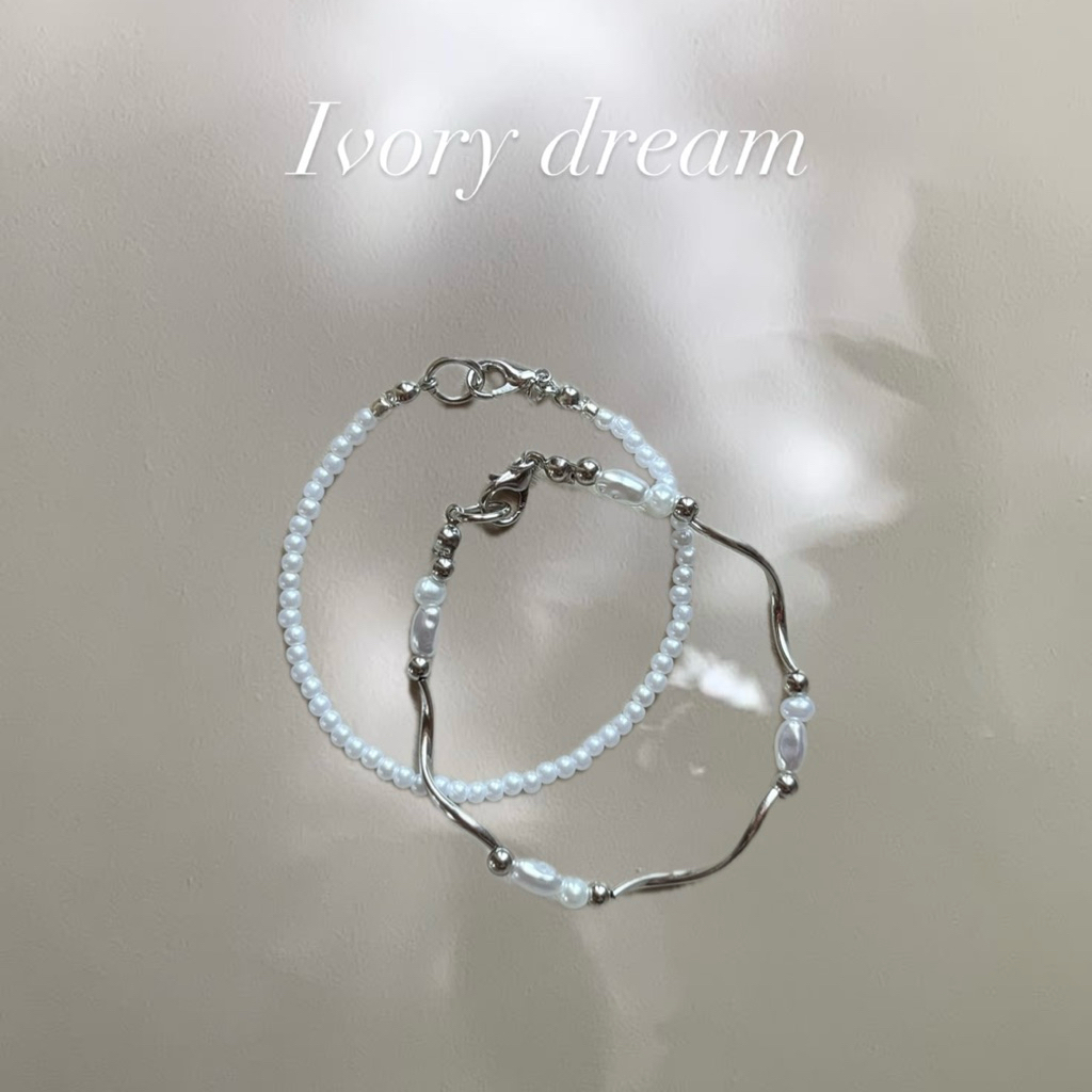 สร้อยข้อมือลูกปัดไข่มุกพลาสติก - Ivory dream✨