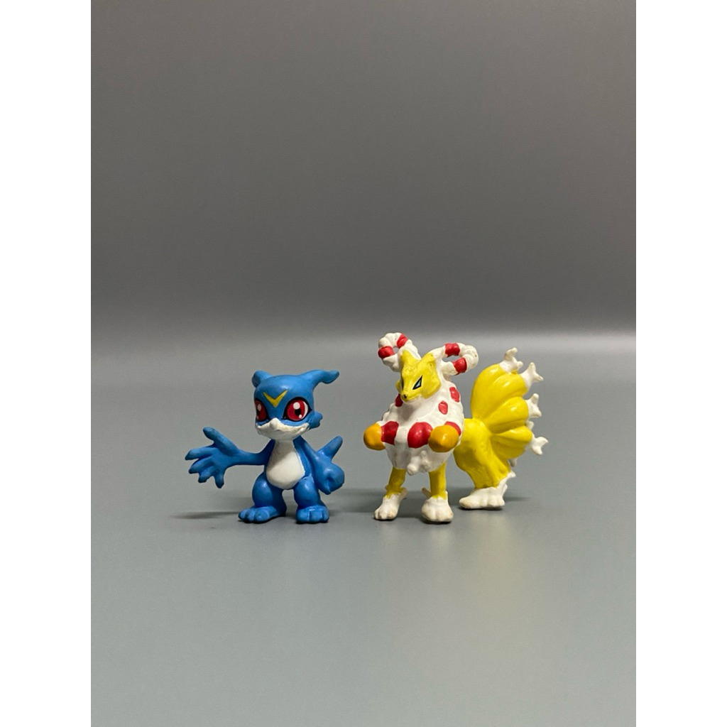 DIGIMON Mini-Figure : Veemon Kyubimon (ขายคู่)