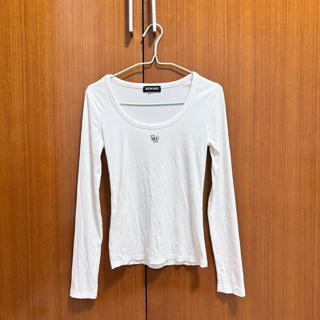 ส่งต่อเสื้อผ้า beming