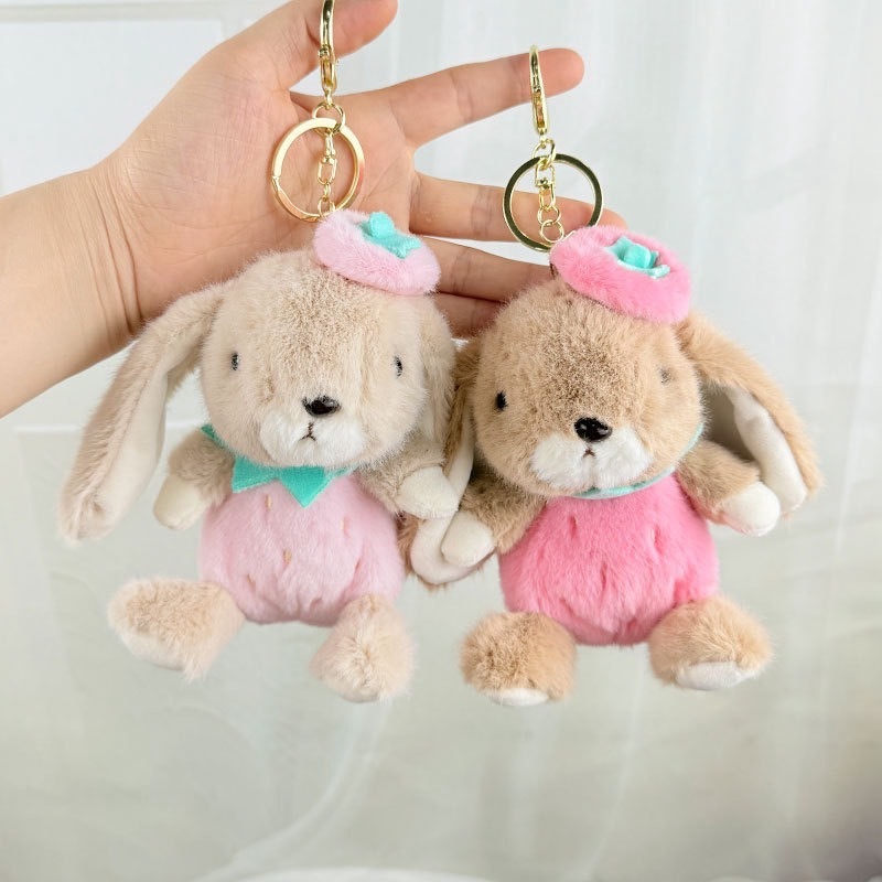 พวงกุญแจ กระต่าย สตอเบอร์รี่ หูยาว ตุ๊กตา น่ารัก ห้อยกระเป๋า เป็นของขวัญวันเกิด