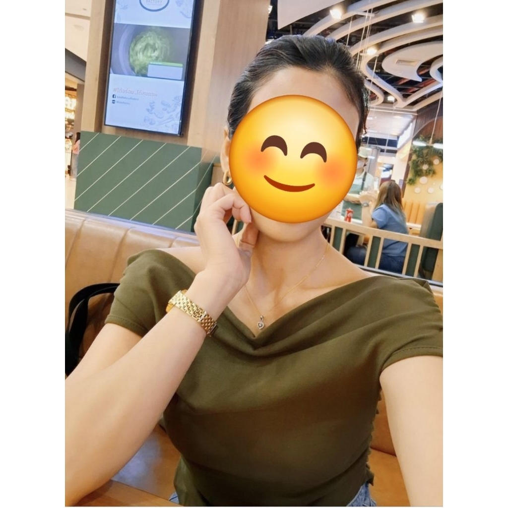 เสื้อปาดไหล่ ทรงจีบข้าง ป้าย ATIPASHOP