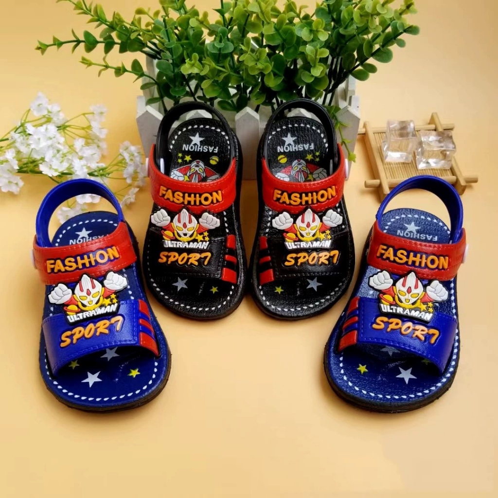ไซส์ 21-26 เด็กผู้ชาย เด็ก Spider-Hero รองเท้าหัดเดิน พื้นนุ่ม รองเท้าแตะชายหาดกันลื่น