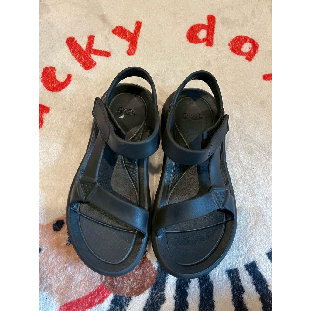 รองเท้ารัดส้นTevaมือสองของแท้