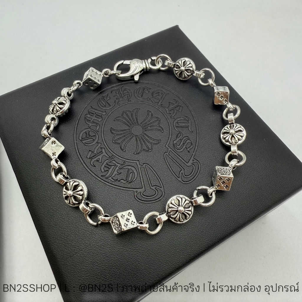 CH DICE AND CROSSBALL BRACELET สร้อยข้อมือโครมฮาร์ท จี้ลูกเต๋า สีเงินรมดำ งานสวย ราคาไม่แพง