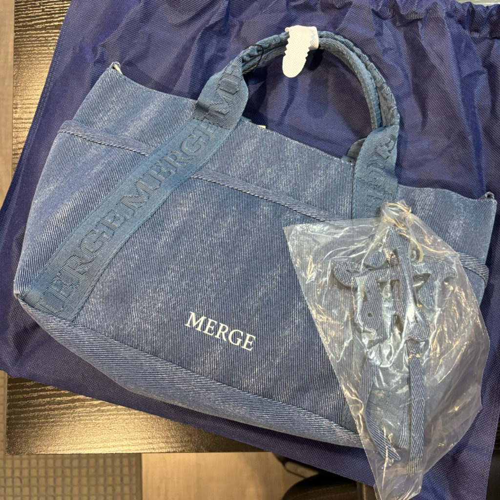 กระเป๋า MERGE denim แท้ครบเซ็ท