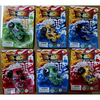 รถตู้แวนสีคละสีมีลาน12ชิ้น​/เซ็ท