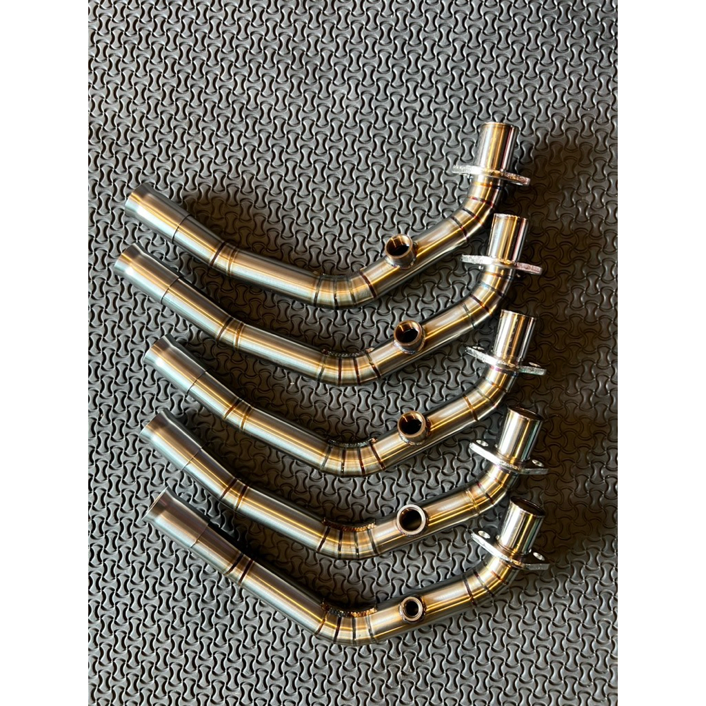 คอท่อเวสป้าคอสเเตนเลสเเท้ขนาด28mmสำหรับรถNewVespa150cc125ccใส่ได้ทั้งรุ่นI-Getและ3Vie
