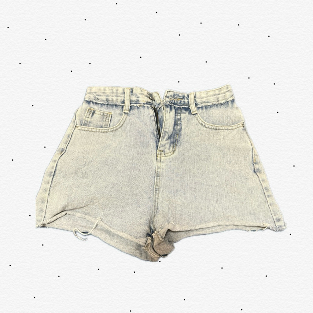 กางเกง ขาสั้นยีนส์ ป้าย WOW