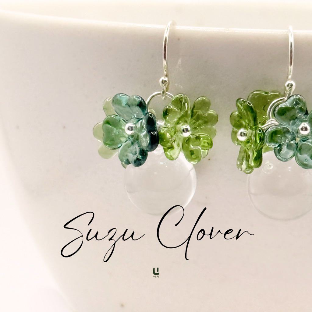 ต่างหูแก้ว รุ่น Suzu Clover แบรนด์ Lily.Joy