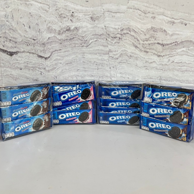 Oreo  โอรีโอ้คุกกี้สอดไส้ครีม(วานิลลา/สตรอเบอร์รี่/เนยถั่ว/ช็อกโกแลต) 27.6 กรัม x 12 ชิ้น