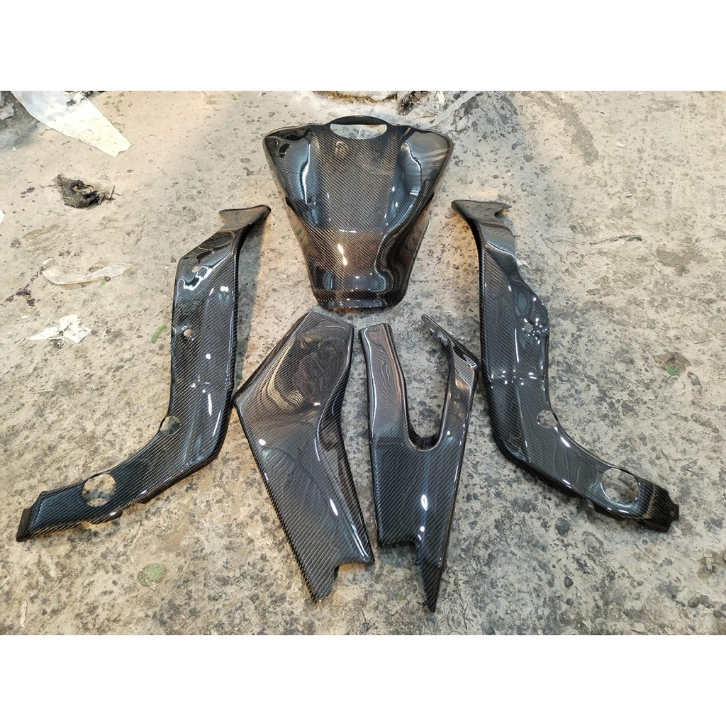 คาร์บอน Yamaha R6 ครอบถัง ครอบเฟรม ครอบอาร์ม R6 เพียวคาร์บอน