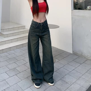 แต่งเฟด กลางใส่เก็บทรงสวย กางเกงยีนส์ทรงขากระบอก กระเป๋าหน้าหลัง
