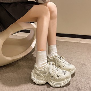 Sukky .สินค้ามาแรง รองเท้าผ้าใบแฟชั่น รูปทรงสวยสปอร์ต สีสวยท…