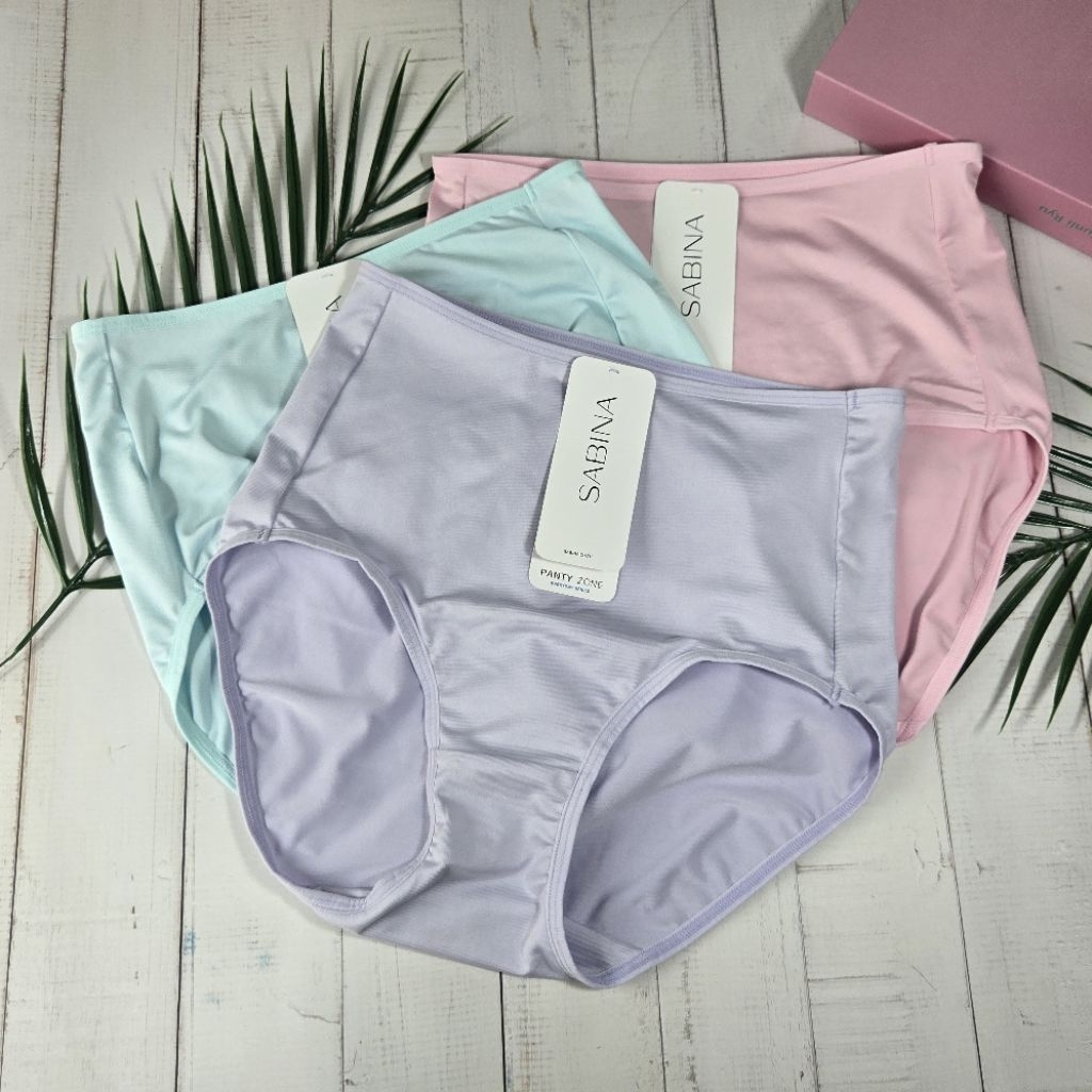 ( Set 3 ชิ้น ) Sabina Microfiber Everyday Series กางเกงในทรงเอวสูง รหัส NUZ24018