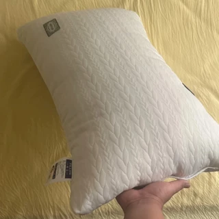 หมอนหนุน ซื้อ 1 แถม 1 หมอนรองคอ นอนสบายPillow 900g/1000gลดกรน แก้ปวดคอ หมอนเพื่อสุขภาพ