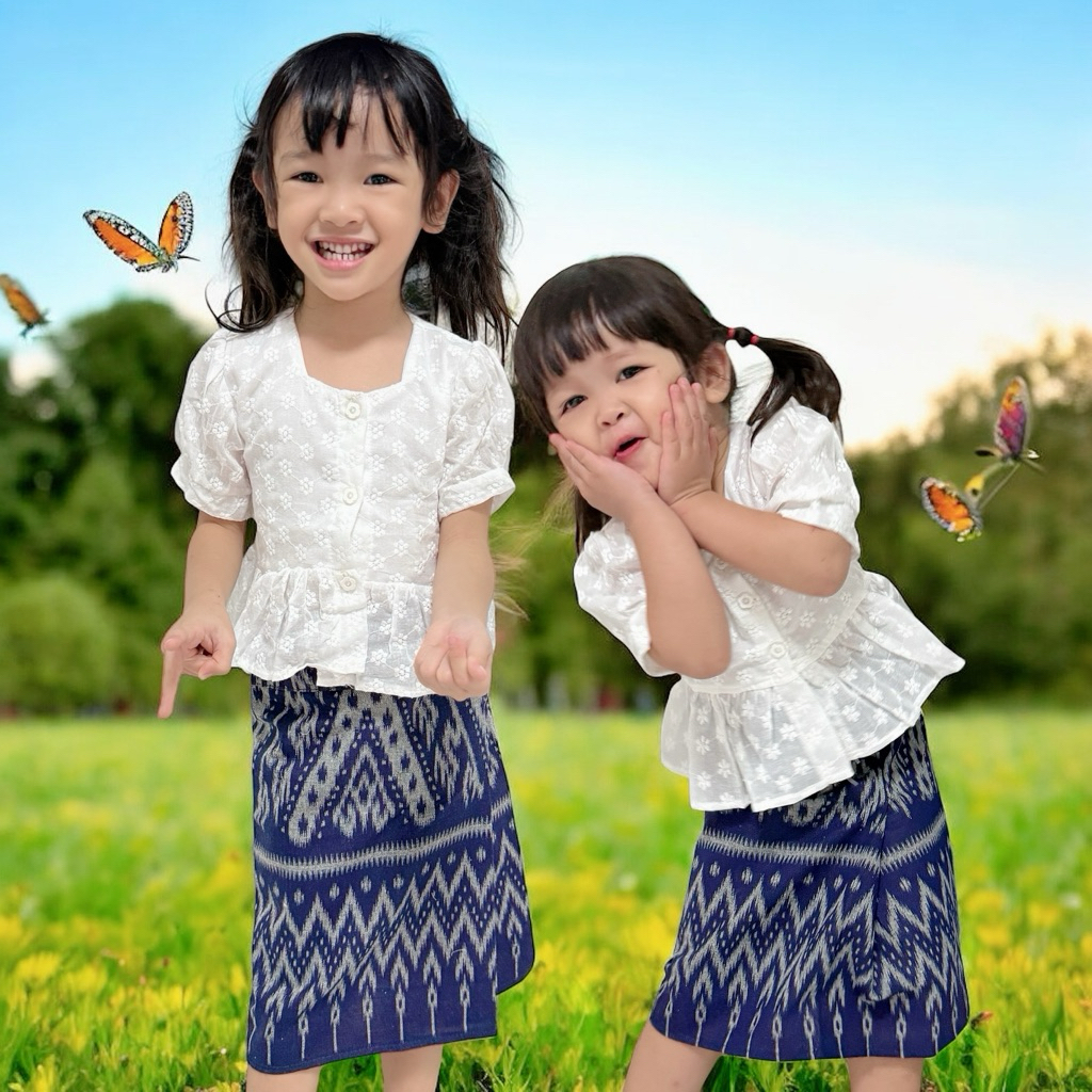 ชุดผ้าไทย เสื้อแขนตุ๊กตา ผ้าถุงเด็ก เด็กใส่ไปโรงเรียน ใส่ทำบุญน่ารักสุดๆ ❤️