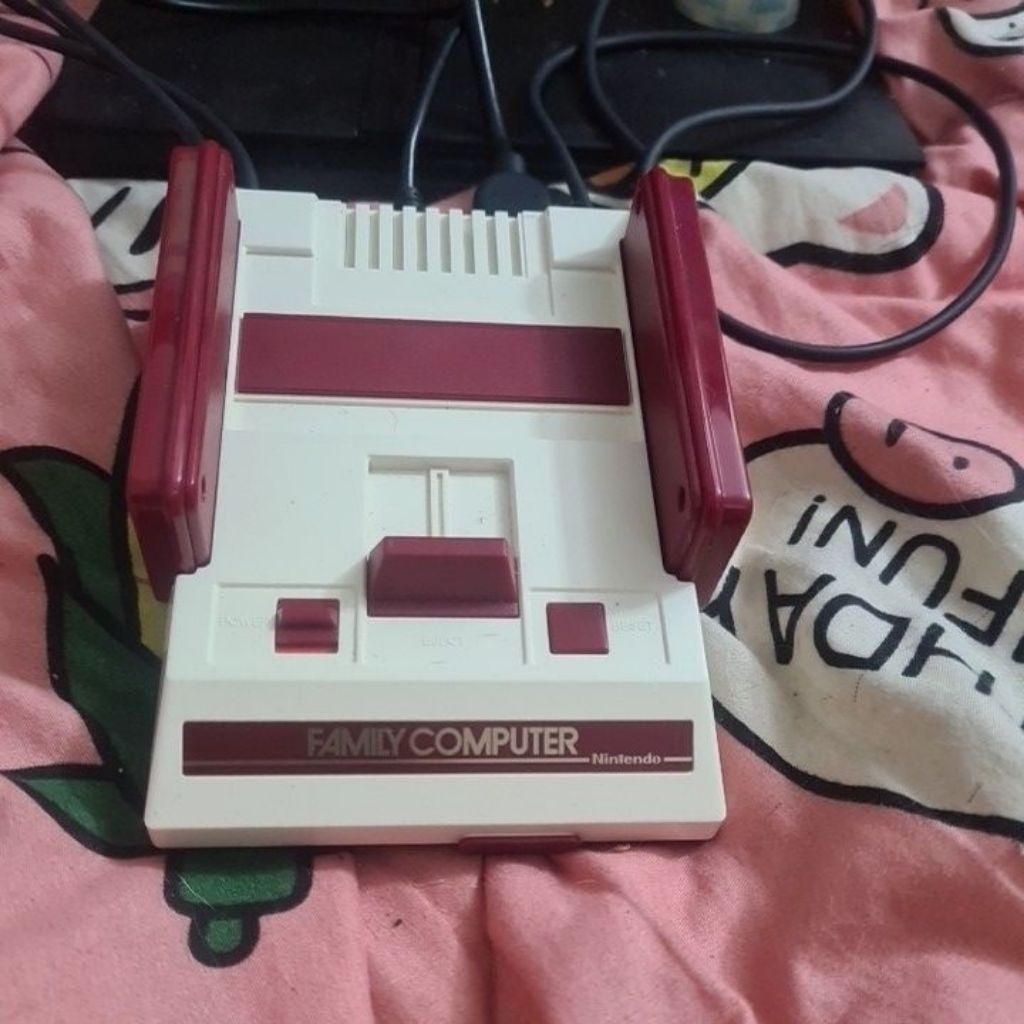 FAMILY COMPUTER MINI NINENDO