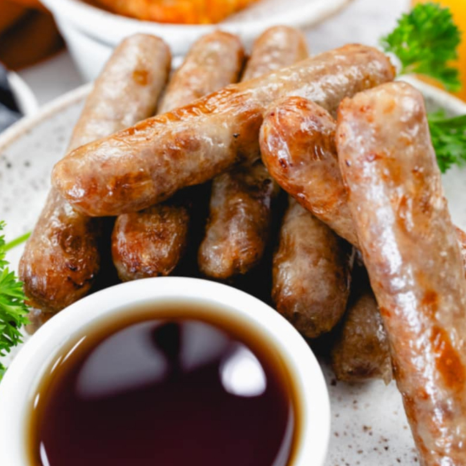 Plain Pork Sausage (thin) (10 links per 500g) - ไส้กรอก หมู แบบดั้งเดิม สไตล์อังกฤษ เส้นเล็ก 10 ชิ้น  แพ็ก500 กรัม.