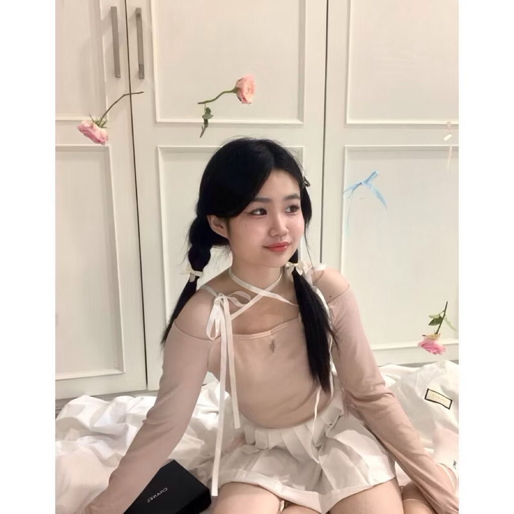 ส่งต่อ เสื้อปาดไหล่ สีชมพู แบรนด์ laayhouse รุ่น Fairy baby PINK - LY