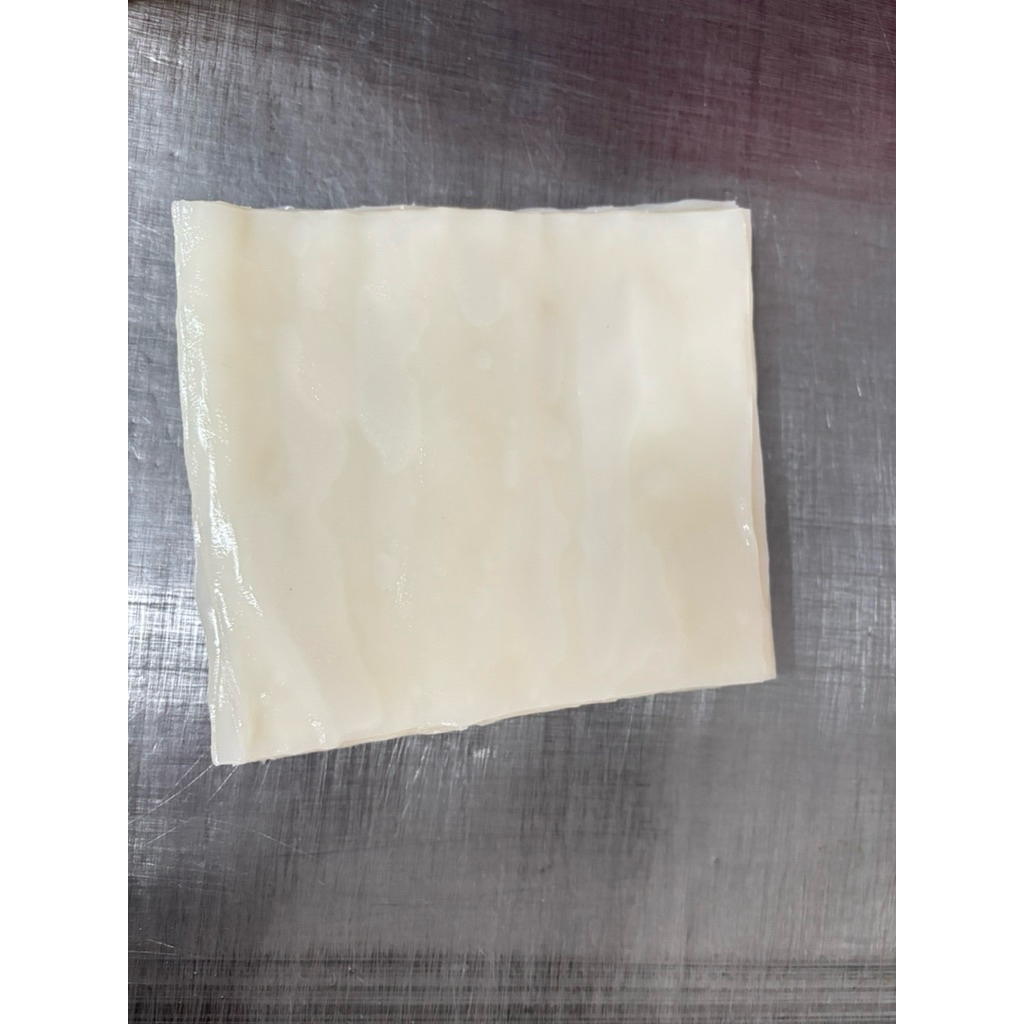 เส้นใหญ่แบบแผ่นตราจเจริญ (ขนาด7"×7")น้ำหนัก 1 กิโลกรัม