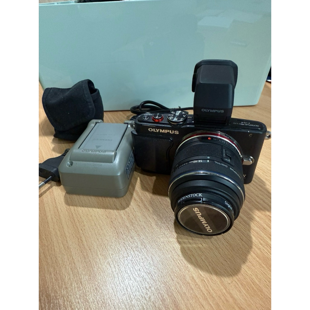 กล้อง Olympus Pen Lite E-PL6 Camera พร้อม viewfinder และเลนส์