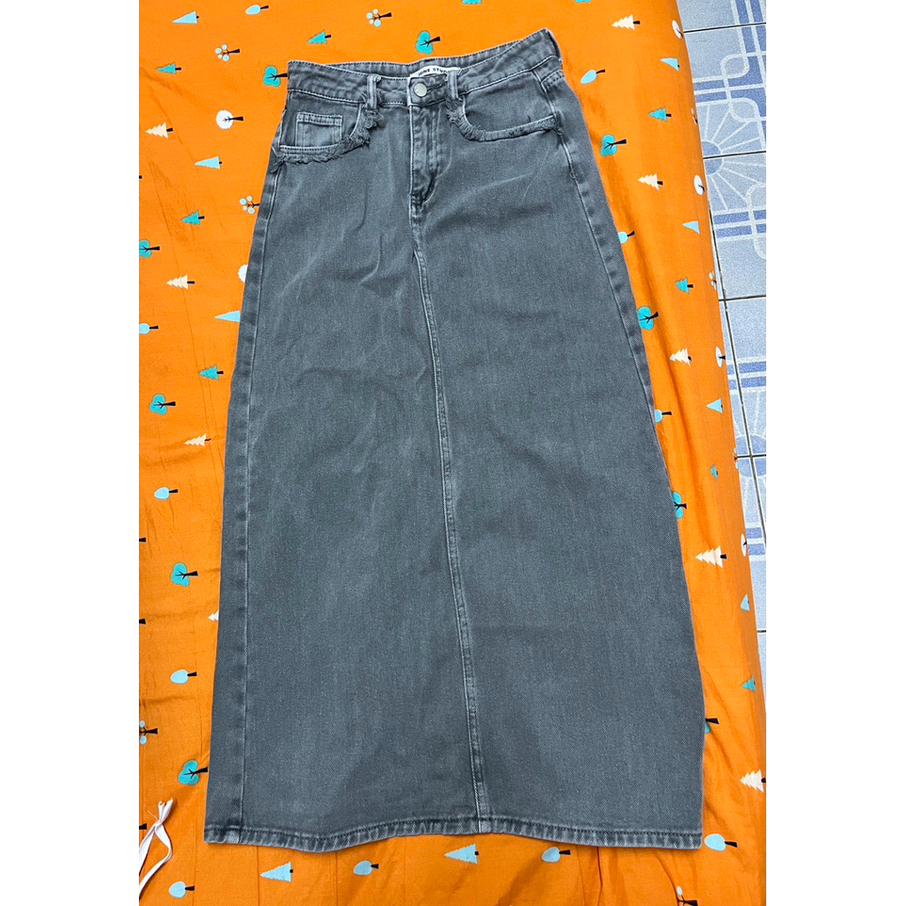 ส่งต่อกระโปรง JUNE STUDIO เอว26