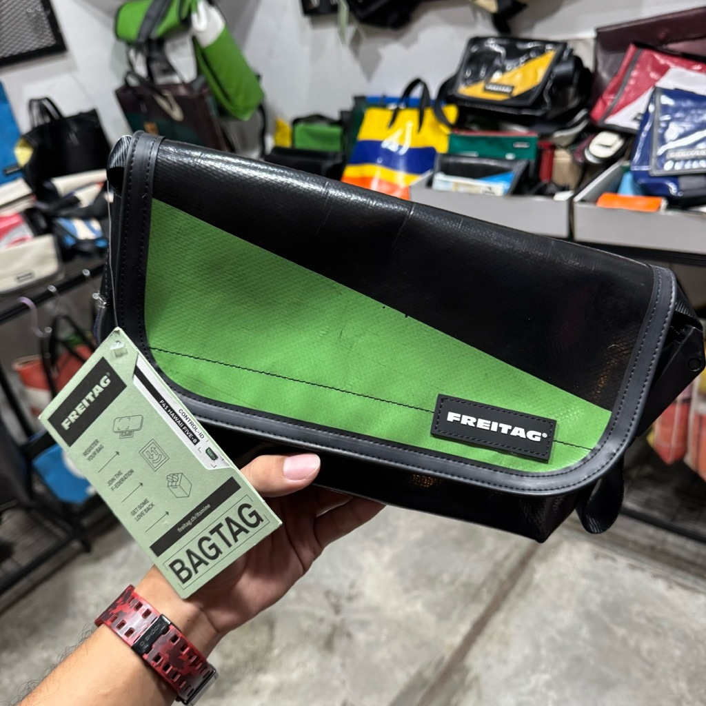 กระเป๋าFRETAGรุ่น HAWAII_F41 มือสองสภาพมือ1 แทคห้อย ของแท้100%‼️