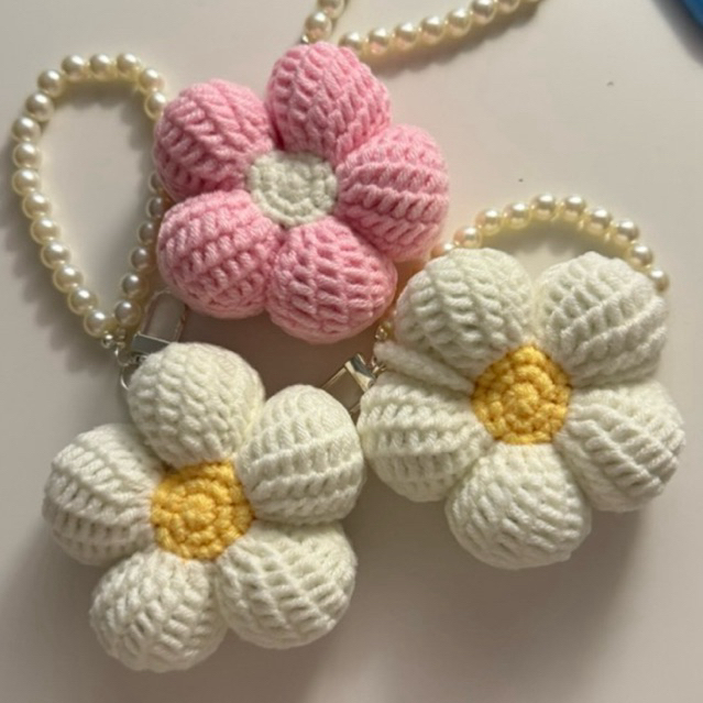 𝑲𝒌𝒏𝒊𝒕.𝒕𝒉𝒂 ❤ พวงกุญแจดอกไม้ ดอกพองนุ่มนิ่ม ห้อยกระเป๋าสุดเก๋