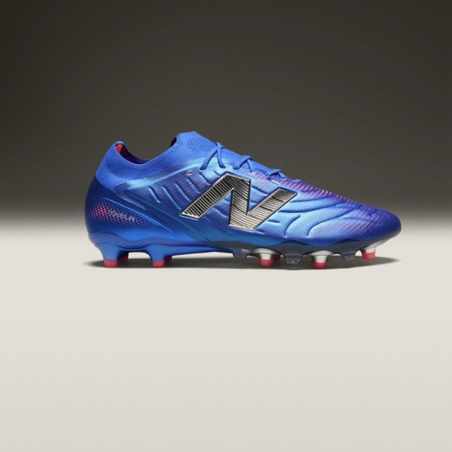 New Balance Tekela V5 Elite FG ตัวใหม่  มีเฉพาะตัวรองเท้า
