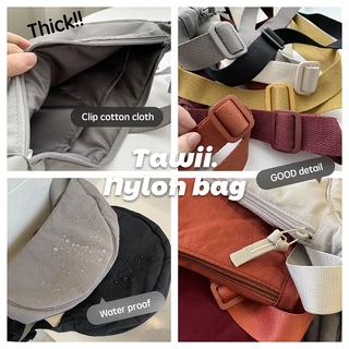 Tawii. กระเป๋า กระเป๋าผ้า กระเป๋าข้าง สะพายข้างไนล่อน กระเป๋านุ่ม Unisex Bag กระเป๋าเท่ๆ