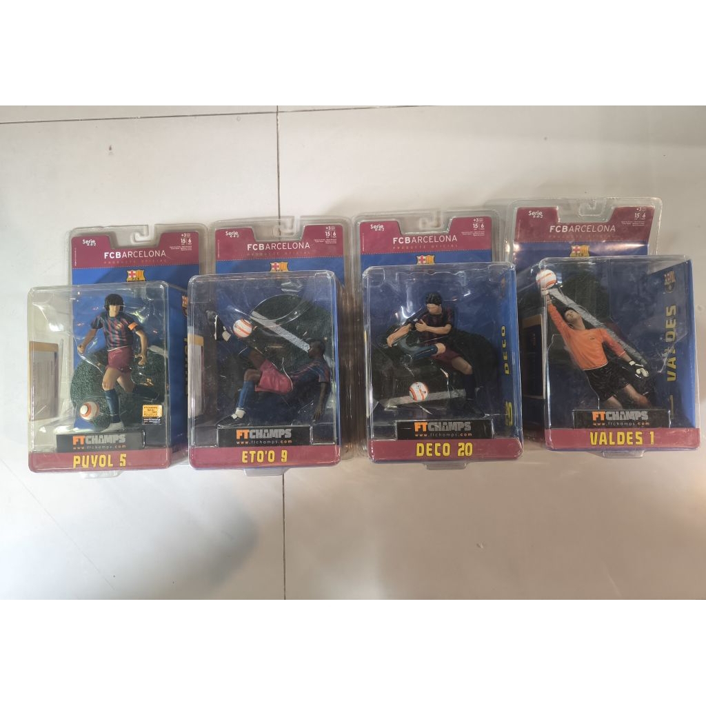 โมเดลนักฟุตบอลบาเซโลน่า Ft Champs Barcelona Officail ขนาด6นิ้ว15ซม.