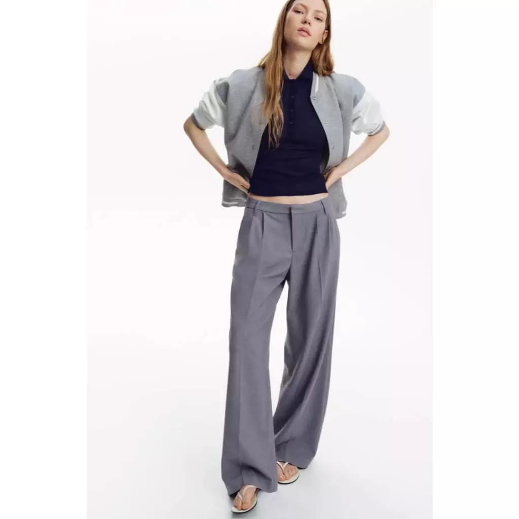H&M(เอชแอนด์เอ็ม) กางเกงขายาวทรงเทเลอร์แบบกว้าง ผู้หญิง 1292768