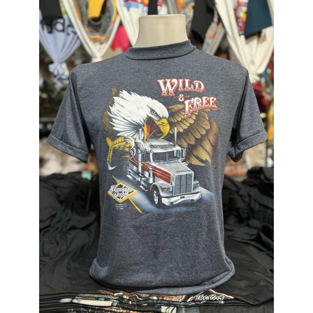 3D เสื้อผ้าบางสีเฟดกรม สกรีนลายหน้าหลัง ไม่มีตะเข็บข้าง ผ้านิ่มใส่สบาย ใส่ได้ทั้งหญิงชาย