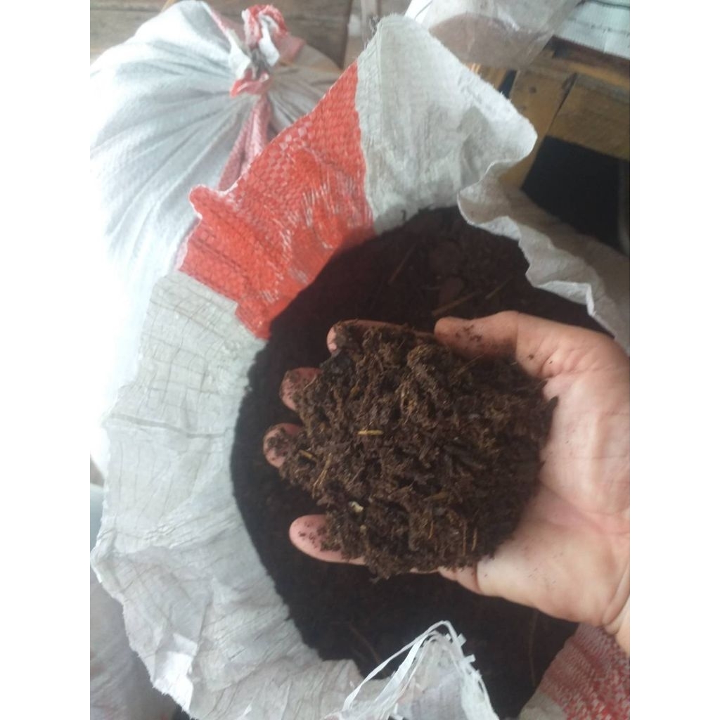 ปุ๋ยขี้วัวแห้งแท้  ขี้วัวโคขุน  ปุ๋ยคอก ออแกนิค 1000% ปลอดภัยไร้สารเคมี