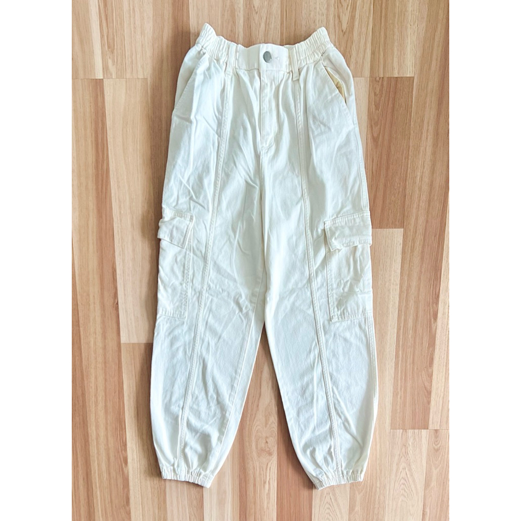 gu cargo denim ขาวครีมs