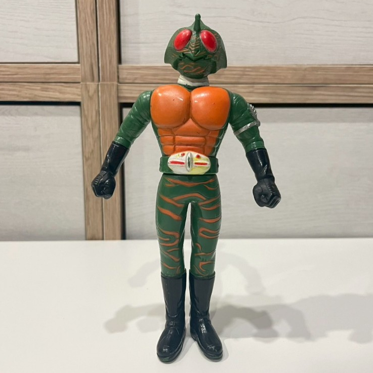 มาสไรเดอร์ Kamen rider Amazon ซอฟมดแดง ขนาด 7 นิ้ว  Bandai Japan